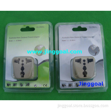 Travel Adaptor in Clamshell Package (JC285-A)